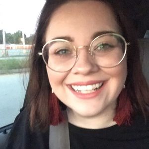 Meet your Posher, Kellie